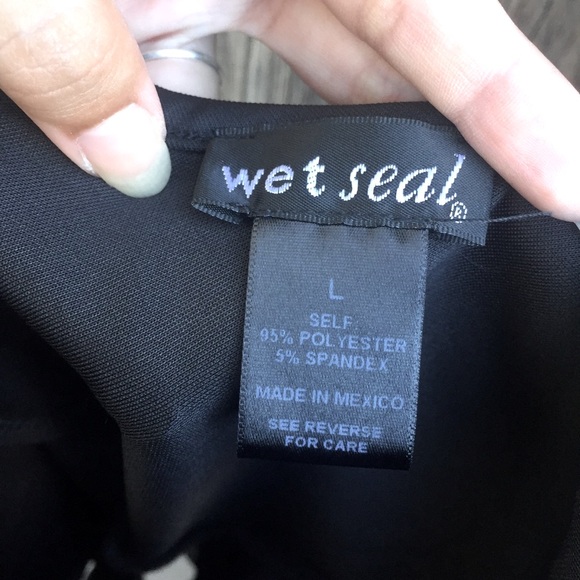 Wet Seal Black Peplum Top with Heart - Picture 6 of 6